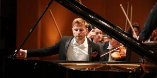 Un concierto para piano inigualable con la Filarmónica de Bogotá