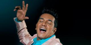 Fiestón Navideño con el Checo Acosta en el Teatro Jorge Eliécer Gaitán