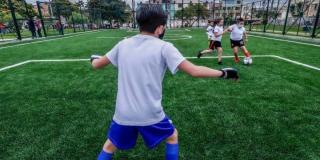 Niños jugando