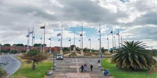 Monumento a las Banderas,en la localidad de Kennedy