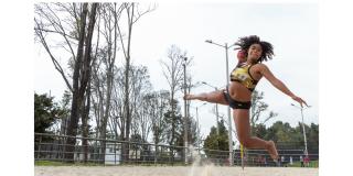 Torneo nacional e internacional balonmano playa en Plaza La Santamaría