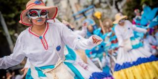 Bogotá: Gran desfile de comparsas por la carrera Séptima 6 de agosto