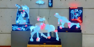 Planes Bogotá exposición A la luz del Guernica Biblioteca Julio Mario 