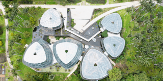 Imagen panorámica del Jardín Botánico de Bogotá