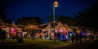 Foto de emprendimientos de 'Hecho en Bogotá' en el Festival Estéreo Picnic en el parque Simón Bolívar.