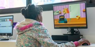 Imagen de Usuaria de la Biblioteca Pública El Mirador