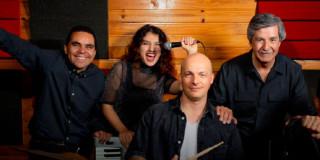 Imagen de artistas participantes en la fiesta inclusiva