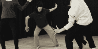 Imagen de varias personas en la actividad de la Cason de la Danza en Bogotá.