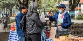 Foto de uno de los Mercados Campesinos de Bogotá.