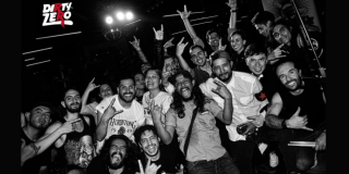 Imagen de varias personas disfrutando de un evento de los Escenarios Móviles de Idartes.