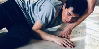 Foto de una persona durmiendo.