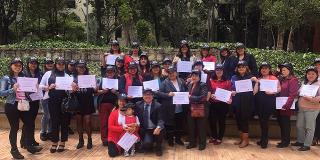 29 madres comunitarias se gradúan en TIC. Foto: Prensa Consejería TIC
