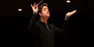 Director Nathan Brock - Foto: Orquesta Filarmónica de Bogotá