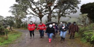 Alcaldía Local, JAL y CPL, recorren las vías de la cuenta Río Blanco para priorizar obras de mantenimiento vial