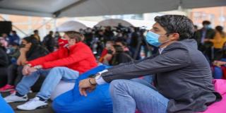 Más de 5.000 jóvenes vulnerables recibirán apoyo monetario y se vincularán a prácticas sociales en sus barrios, con el programa “Parceros Por Bogotá”