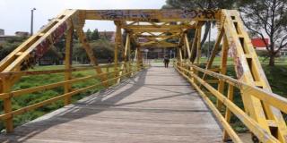 Reconstrucción puente de madera calle 11 sur 