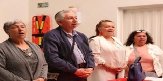 Celebramos el Día Comunal con salsa, folclor colombiano y música urbana.