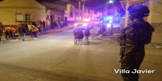 Alcaldía Local de San Cristóbal llega con Ejército al barrio Santa Ana