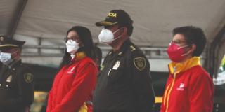 214 policías nuevos le fueron entregados a la ciudad en la Plaza España 