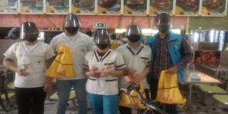 Entrega de 300 kits a comerciantes