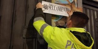 Dos capturas, dos cierres a establecimientos y cuatro comparendos por desacato e irrespeto a la autoridad en operativo de Los Mártires 