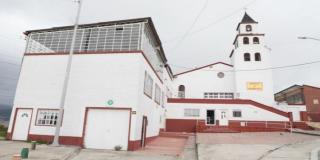 La Piedra Del Amor, Los Chorros de las Lavanderas y El Mirador Parroquia la Resurrección son algunos de los lugares para visitar en Rafael Uribe Uribe. 