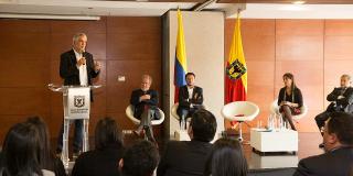 Presentación estampilla universidades- Foto: Comunicaciones Alcaldía Bogotá / Diego Bauman 