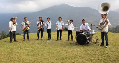 Banda regional mix en Colombia al Parque