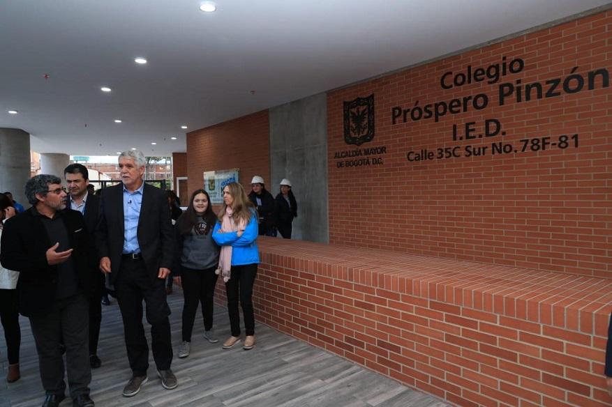 Estos son los colegios que la Alcaldía de Enrique Peñalosa le deja a Bogotá - Foto: Comunicaciones Alcaldía/ Diego Bauman