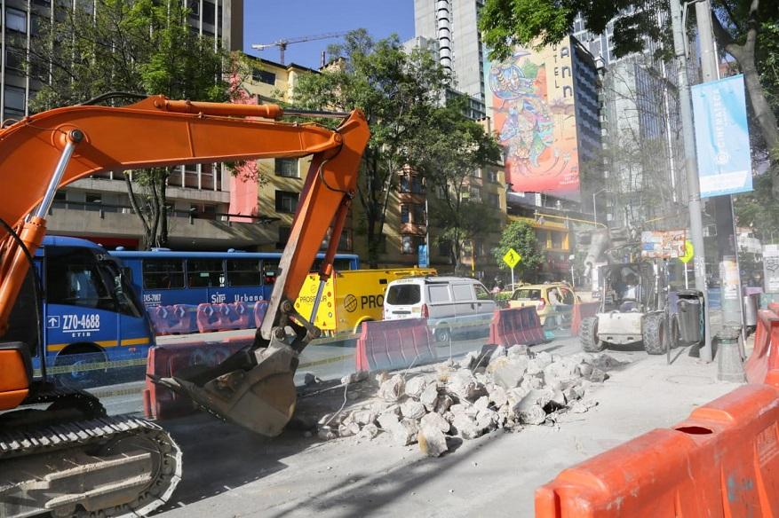 Obras en cruce de Carrera Séptima con Calle 19 - Foto: Prensa IDU