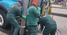 Trabajadores del Acueducto de Bogotá.