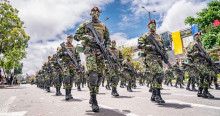 Foto militares durante el desfile del 20 de Julio en Bogotá.