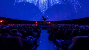 Coldplay cierra las proyecciones láser en el Planetario de Bogotá