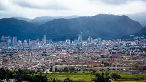 Hoy a las 5:00 p.m. no te pierdas nuestro #InstagramLive, donde conocerás los requisitos de la convocatoria que busca a un profesional en turismo, con experiencia en planificación turística. Foto: Alcaldía Mayor de Bogotá.