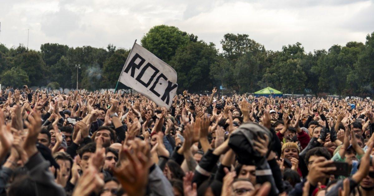 Foto que muestra un grupo de personas