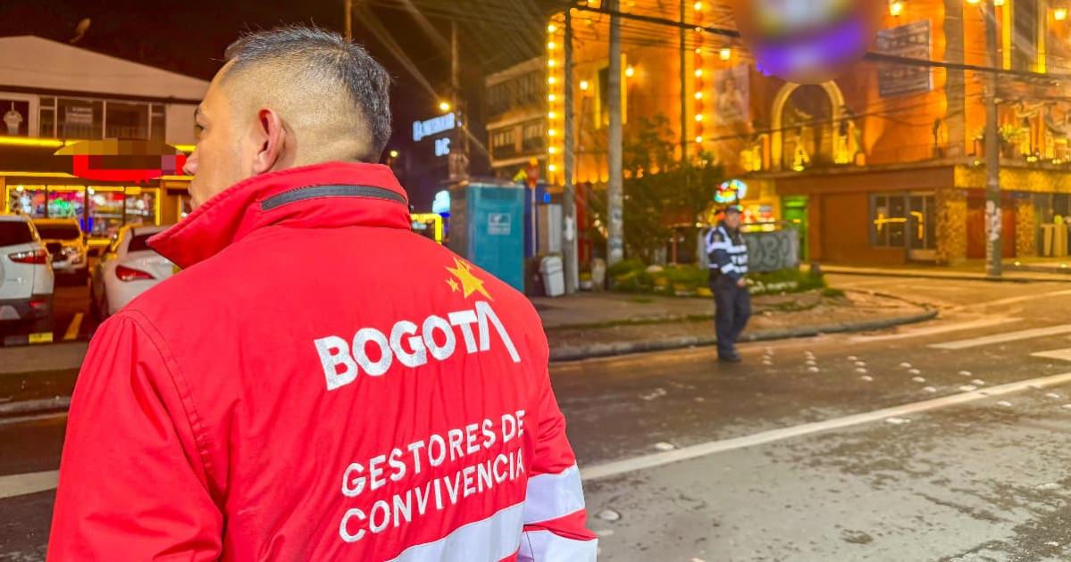 Gestor de convivencia durante operativo a bares.