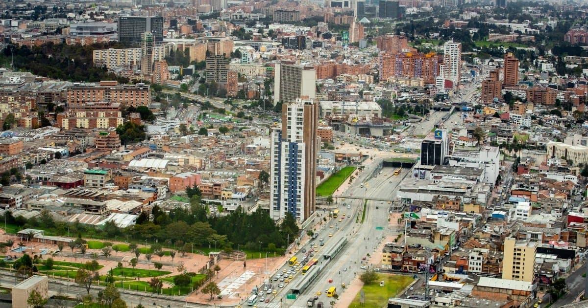 Foto de una vía de Bogotá