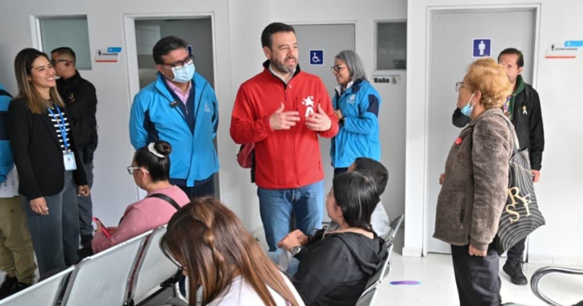 Foto del alcalde Carlos Fernando Galán durante la apertura del octavo SER en Chapinero.