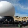 Para qué sirve el gigantesco globo que hay en la Plaza de Bolívar