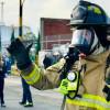 En la foto un bombero en un evento 