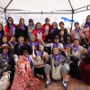 Foto de un grupo de mujeres y lideresas comunitarias posando unidas en una jornada del 25N.