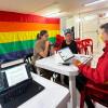 En la mesa de la casa LGBTI