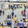 Foto de ciudadanos en la ciclovía de Bogotá 