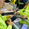 Foto de la incautación de celulares con reportes de hurto en el centro de Bogotá.