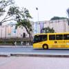 Foto de un bus de TransMilenio en una vía de Bogotá