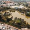 Foto panorámica del parque de Los Novios de Bogotá.