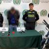 Motoladrón capturado en medio de uniformados y material incautado