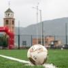 Foto de la cancha sintética del parque La Aurora Usme, al sur de Bogotá.