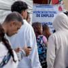 Foto de bogotanos y bogotanas accediendo a servicios de la Agencia Distrital de Empleo de Bogotá.