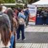 Foto de bogotanos y bogotanas accediendo a servicios de la Agencia Distrital de Empleo.